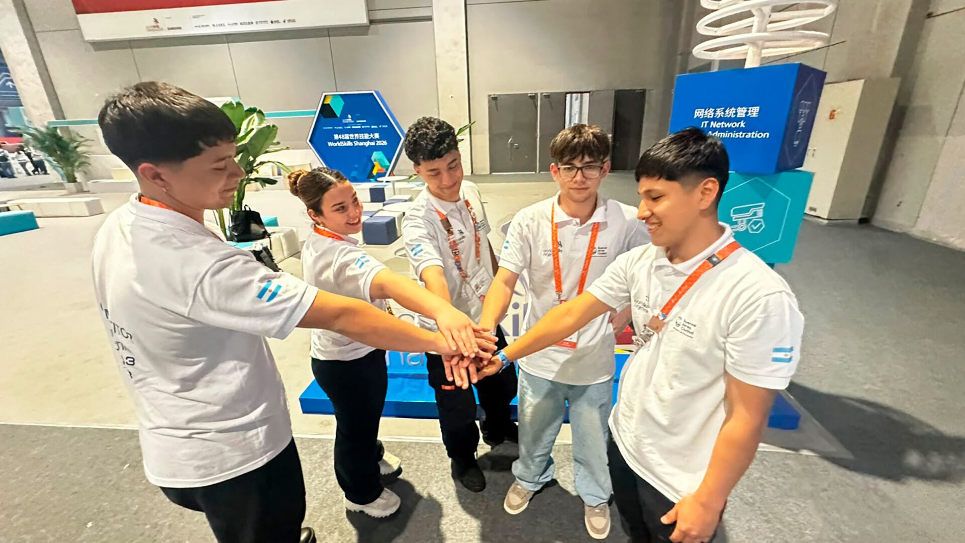 Cinco alumnos de escuelas técnicas y Centros de Formación Profesional porteños representan al país en el Mundial de los Oficios
