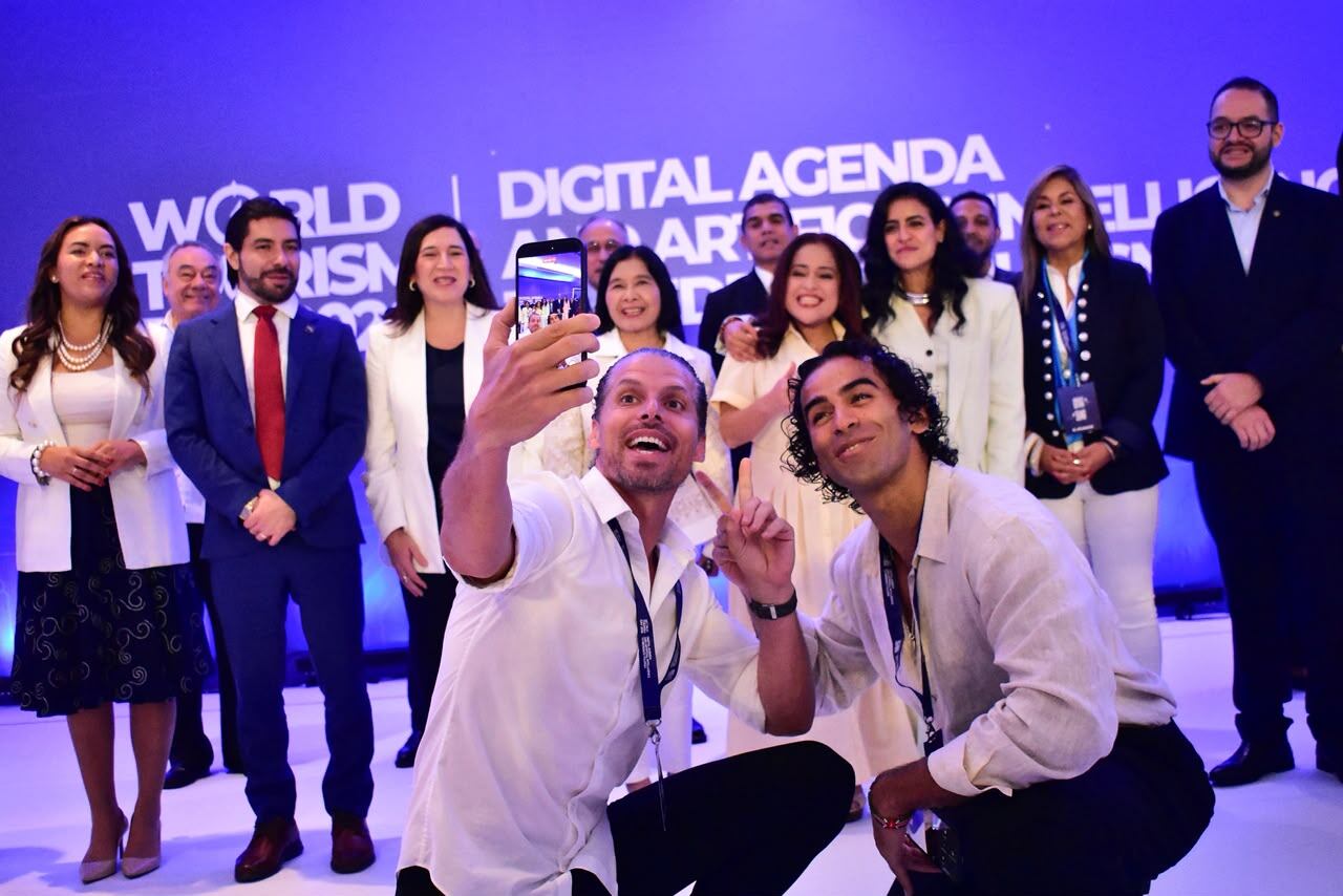La celebración de ONU Turismo reunió en San Salvador a autoridades, empresas y académicos para analizar cómo la digitalización puede impulsar el empleo, la inversión y el desarrollo local en la actividad de viajes. (Infobae Centroamérica/Emerson Del Cid)