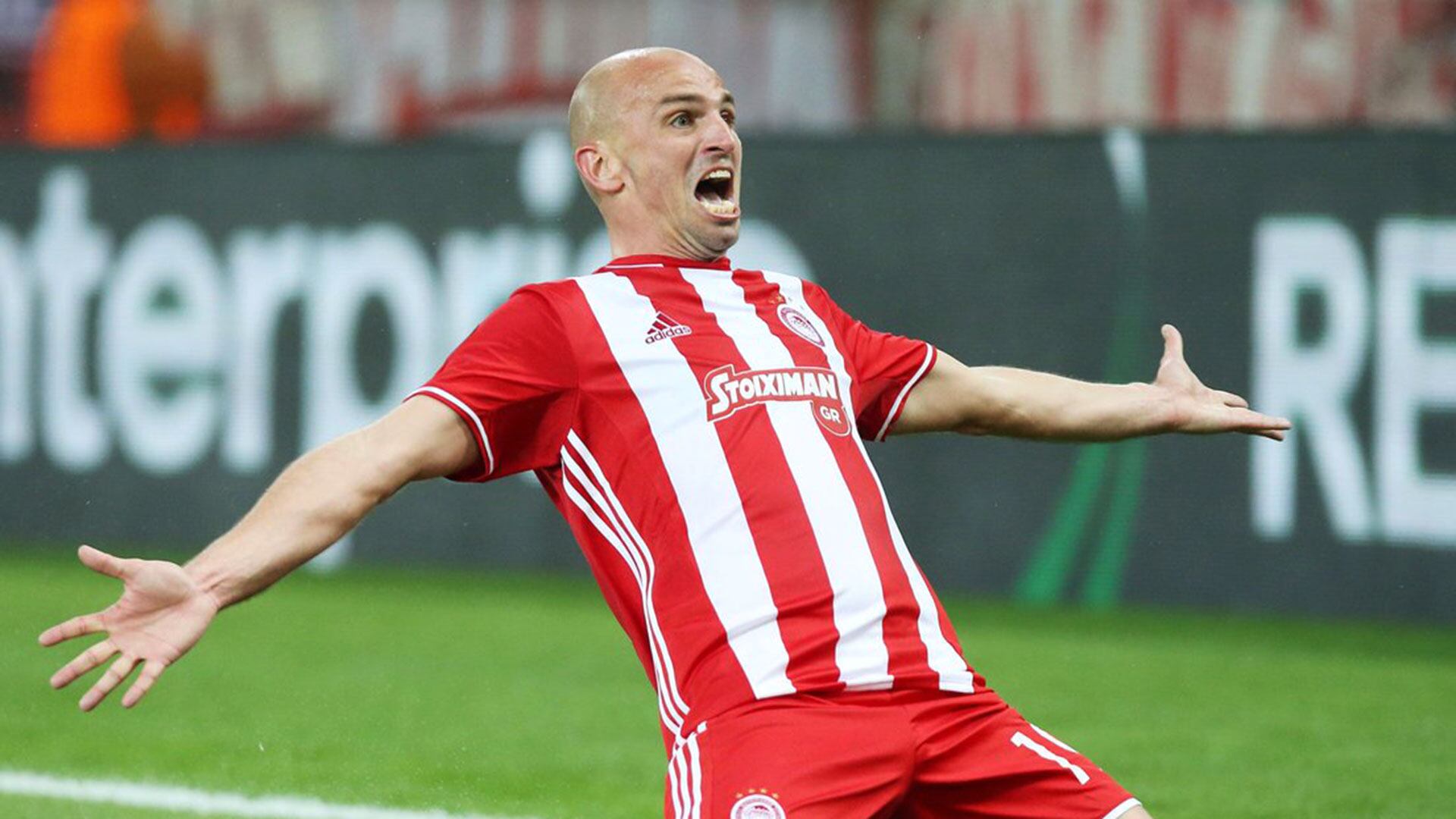 Esteban Cambiasso sorprendió con sus pasos de baile junto a su hija en una competencia en Italia: el video viral