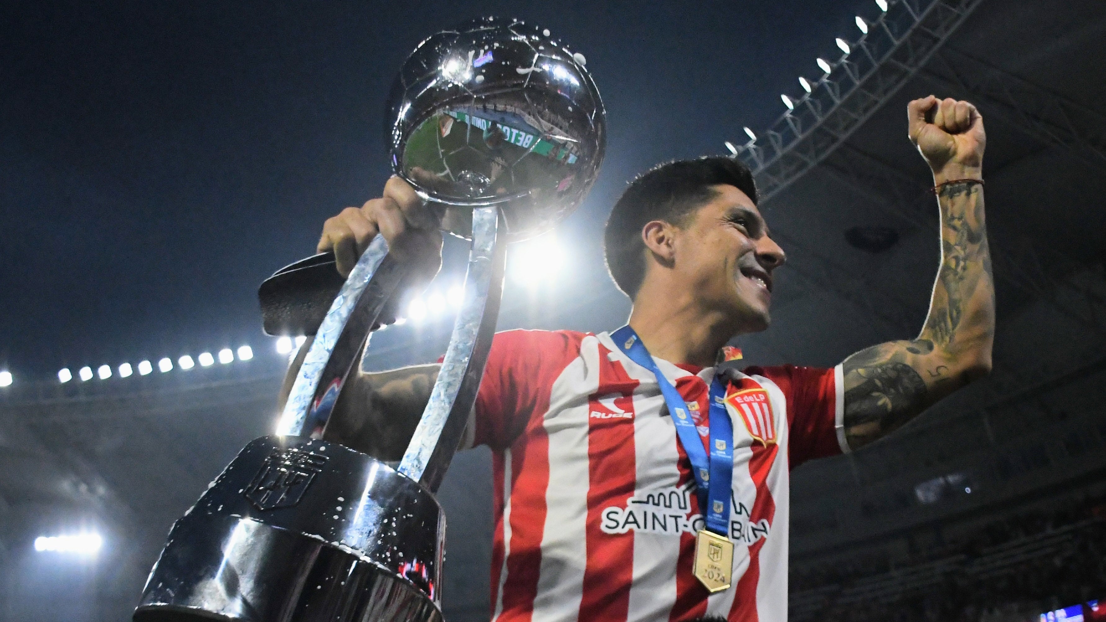 Enzo Pérez podría recalar en Estudiantes a sus 40 años (Fotobaires)