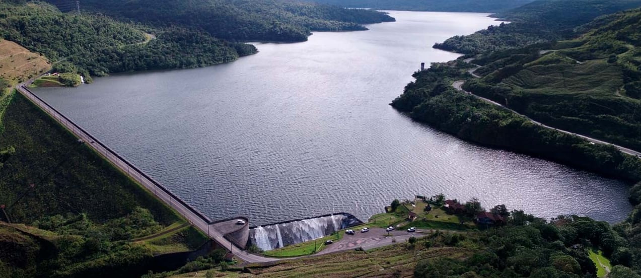 Las centrales que aprovechan la fuerza del agua aportaron el 46,1% de la electricidad entregada al sistema panameño el 22 de septiembre. Tomada de Internet