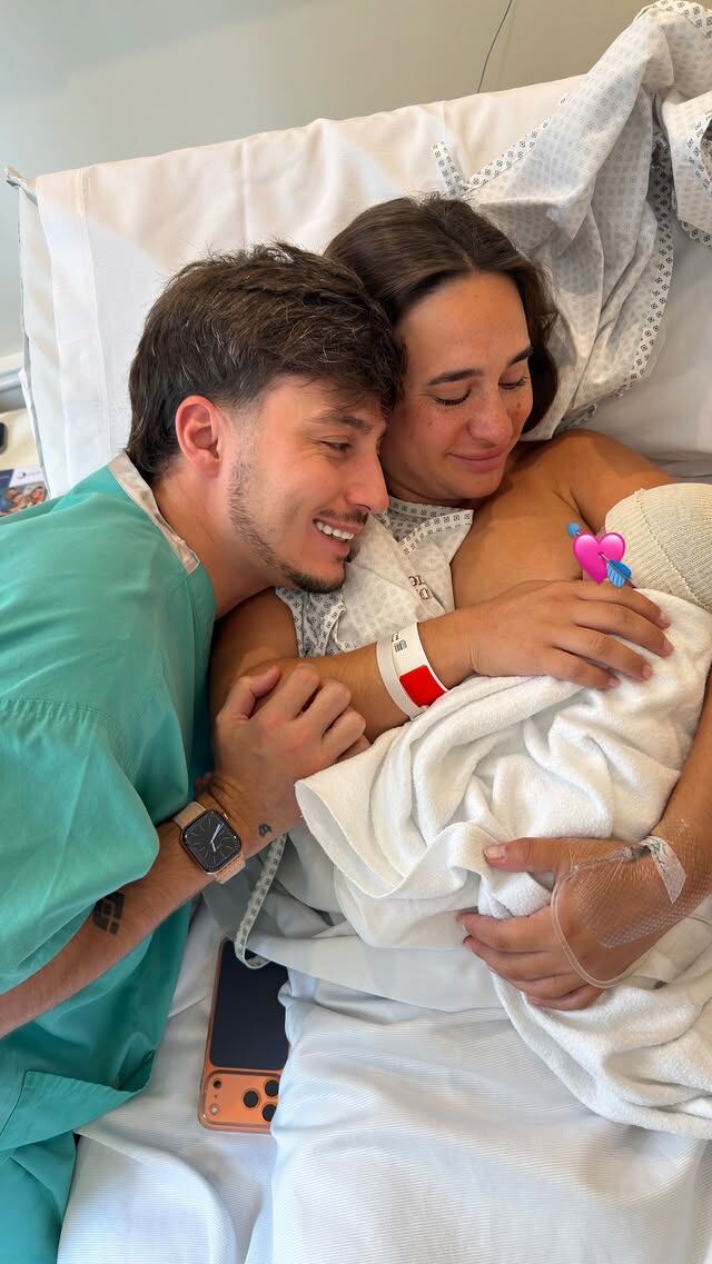 La indignación de Martina Stewart Usher, exGran Hermano, con su expareja: “Un amigo tuyo no puede bañar a mi hija”
