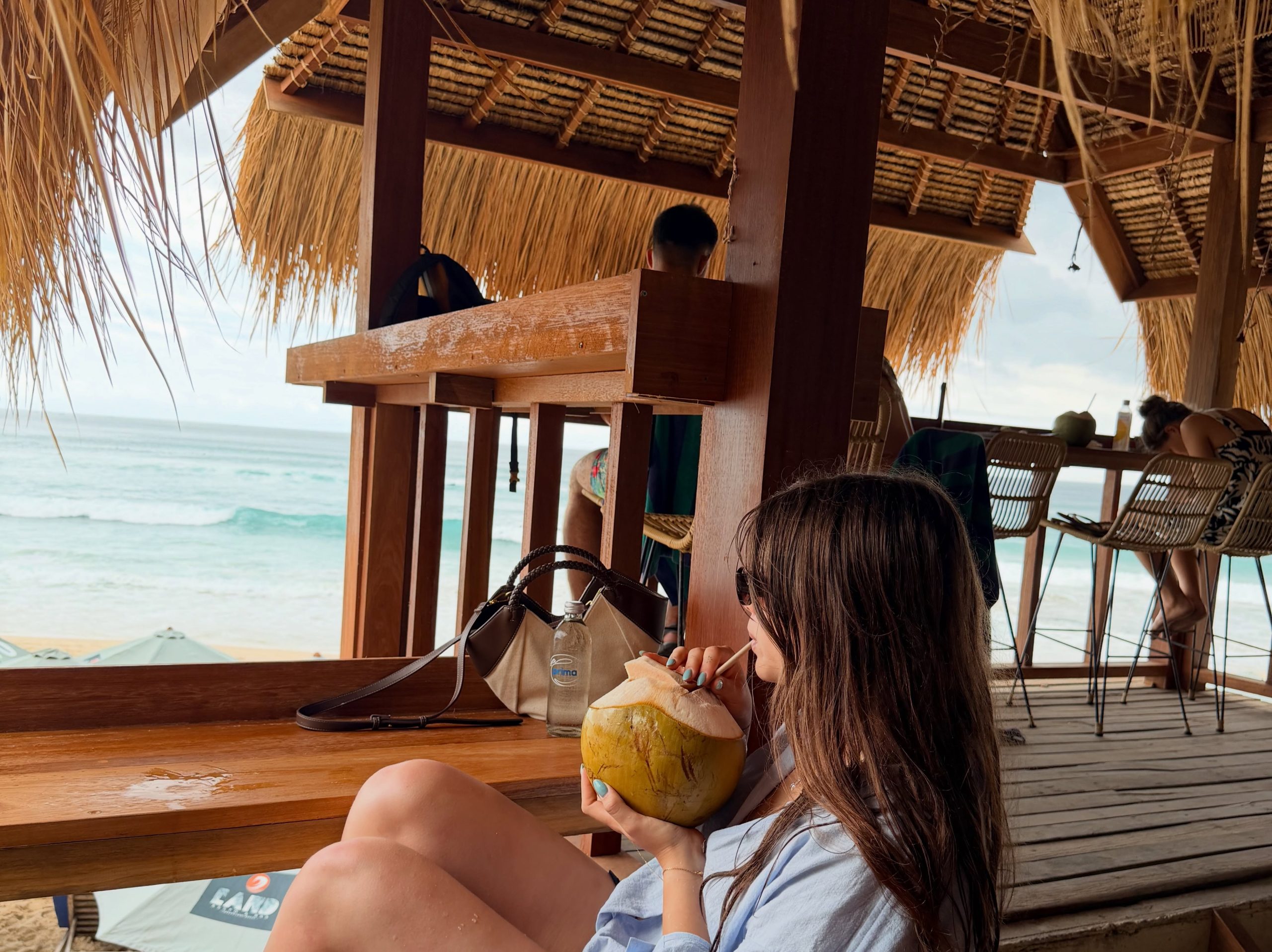 Las paradisíacas vacaciones de María Susini junto a India Arana en Bali: cascadas, playas y templos