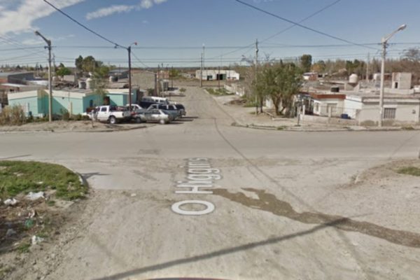 Locura en Santa Fe: pasó un semáforo en rojo, arrastró siete metros a un inspector de tránsito y se escapó