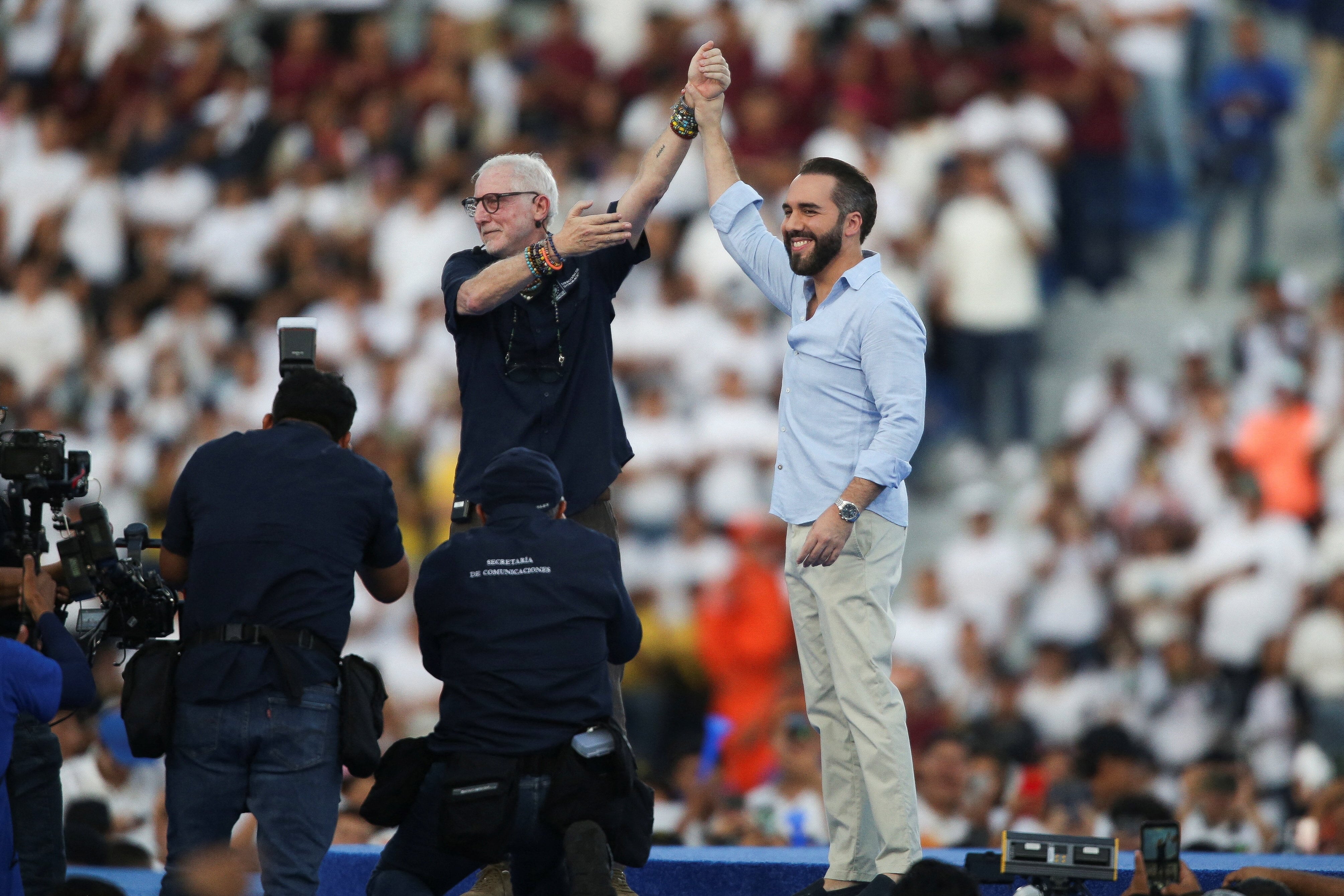 ARCHIVO: El presidente Nayib Bukele aseguró que el programa con inteligencia artificial se extenderá a todas las escuelas públicas de El Salvador en un plazo de 18 meses. REUTERS/Jose Cabezas