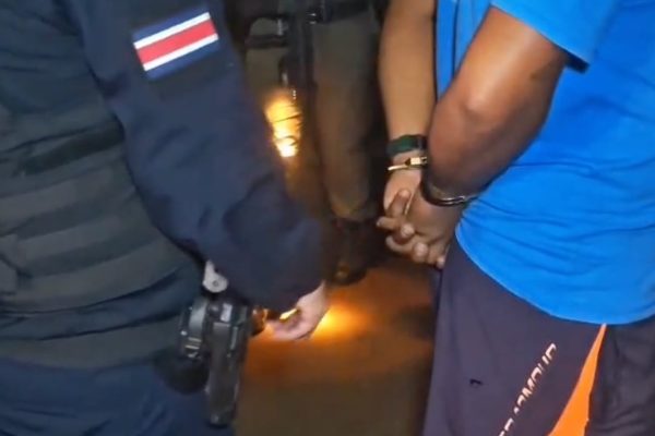 Operativo antidrogas en Costa Rica deja 13 detenidos y más de 250 dosis decomisadas