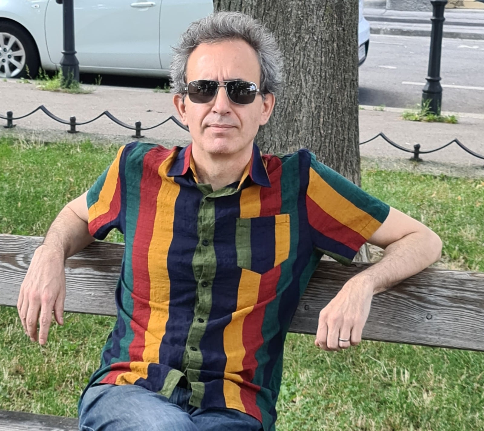 “Si mi propósito fuera polemizar estaría a la pesca de followers y haters o intentaría montar un quiosquito antiwoke, antifeminista, antiprogre. Intentaría performatear como un convencido más. Y la convicción no es lo mío. Yo creo que los convencidos están sobrerrepresentados” 