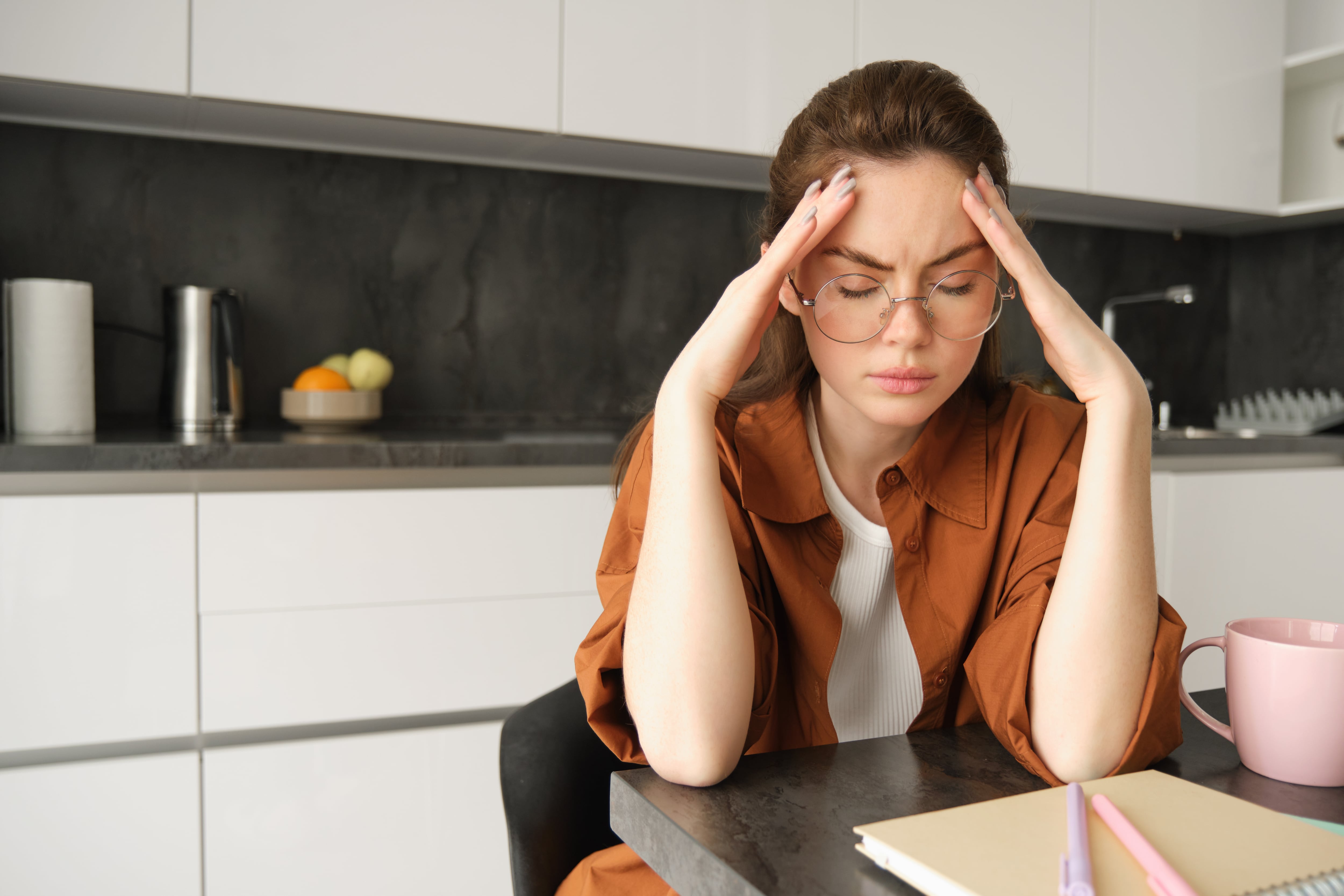 La evaluación del tratamiento preventivo de la migraña debe hacerse entre 8 y 12 semanas, o a las 24 semanas con onabotulinumtoxinA, y medir también calidad de vida y discapacidad. (Magnific)