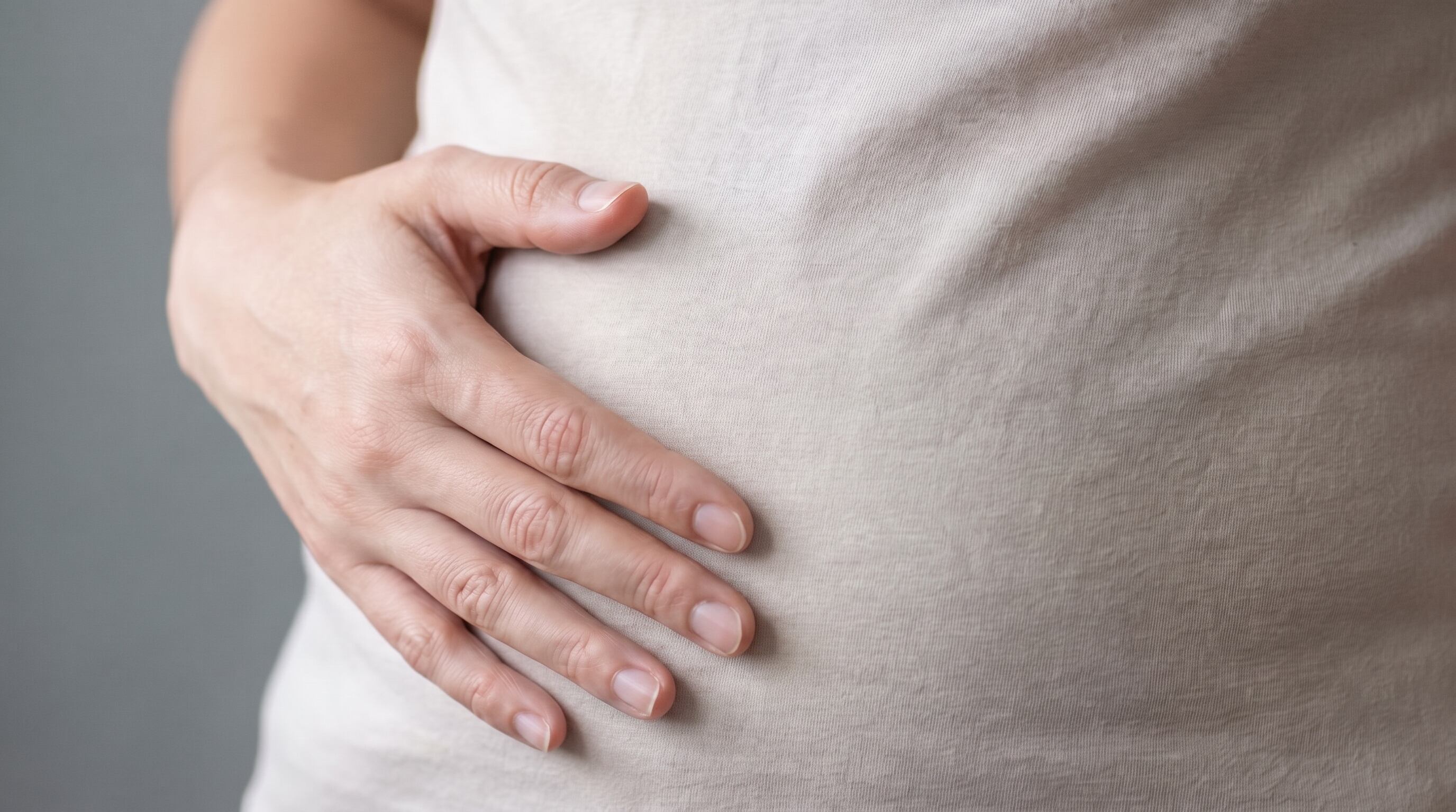 La perimenopausia y la menopausia pueden alterar la microbiota intestinal de las mujeres después de los 40 (Imagen Ilustrativa Infobae)