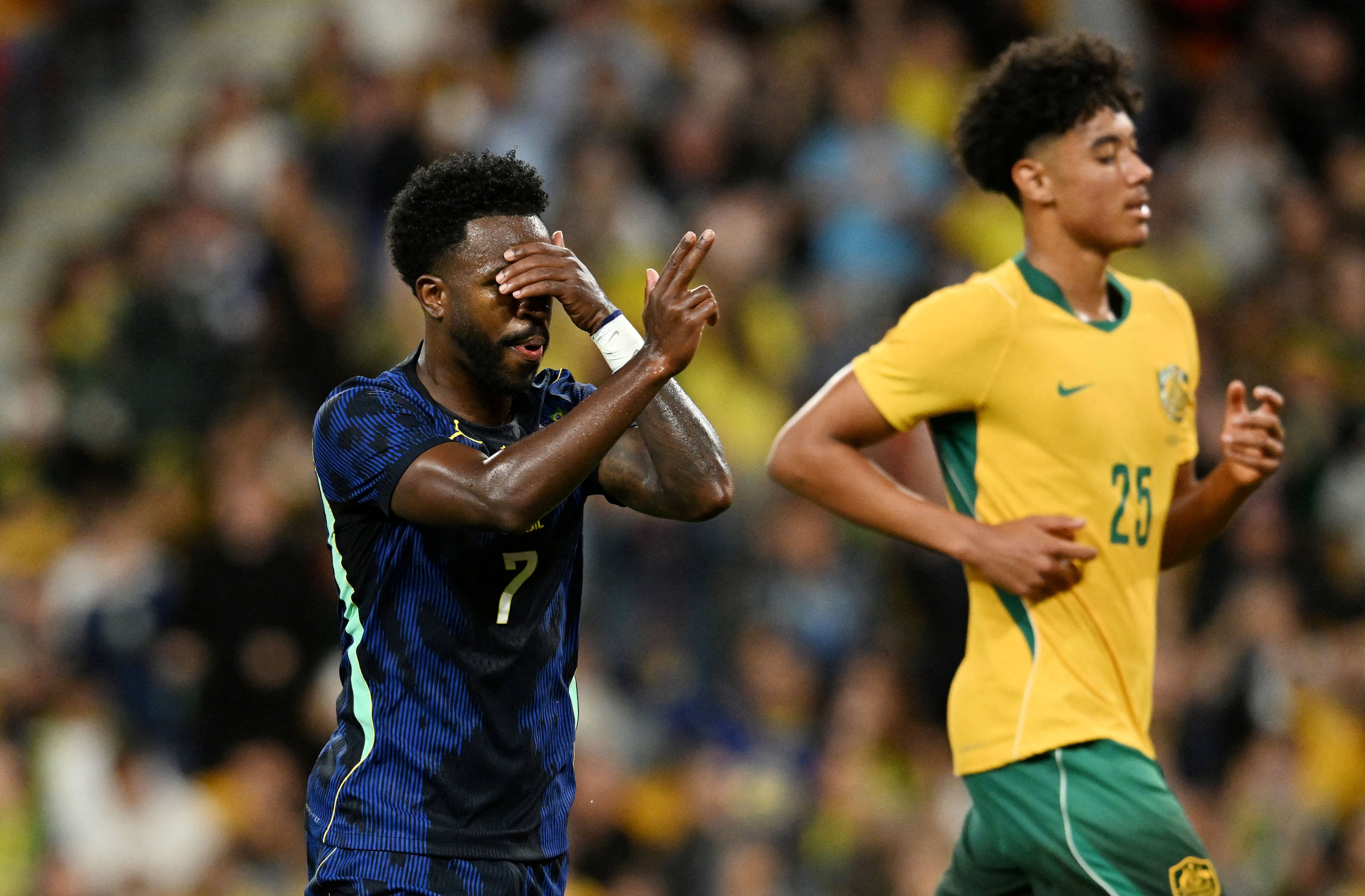 El festejo de Vinícius en su gol frente a Australia (DARREN ENGLAND/AAP Image via REUTERS)