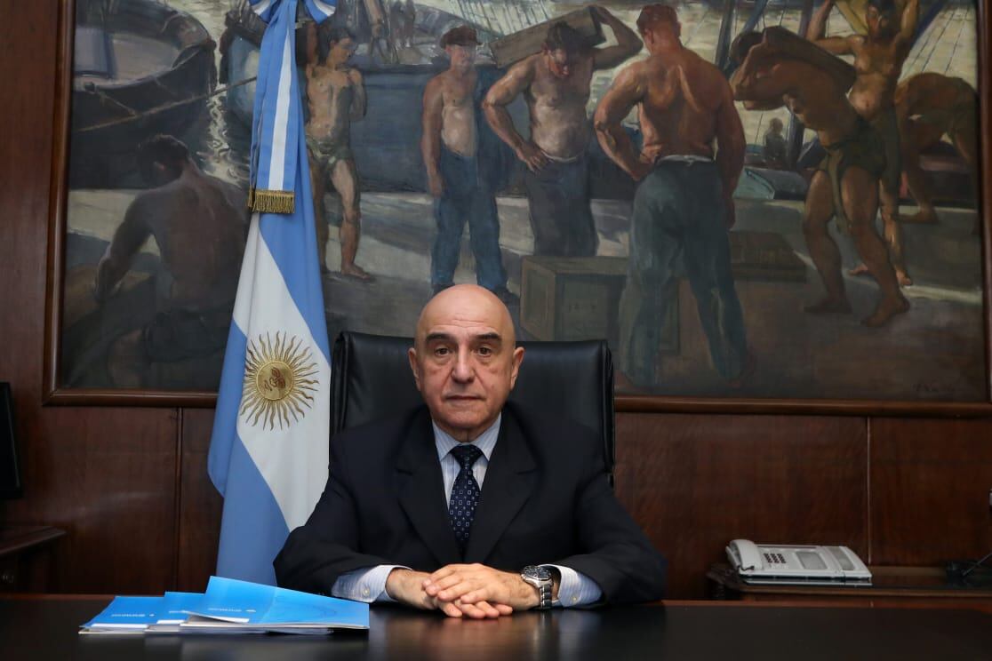 Alejandro Vilches presentó su renuncia esta semana 