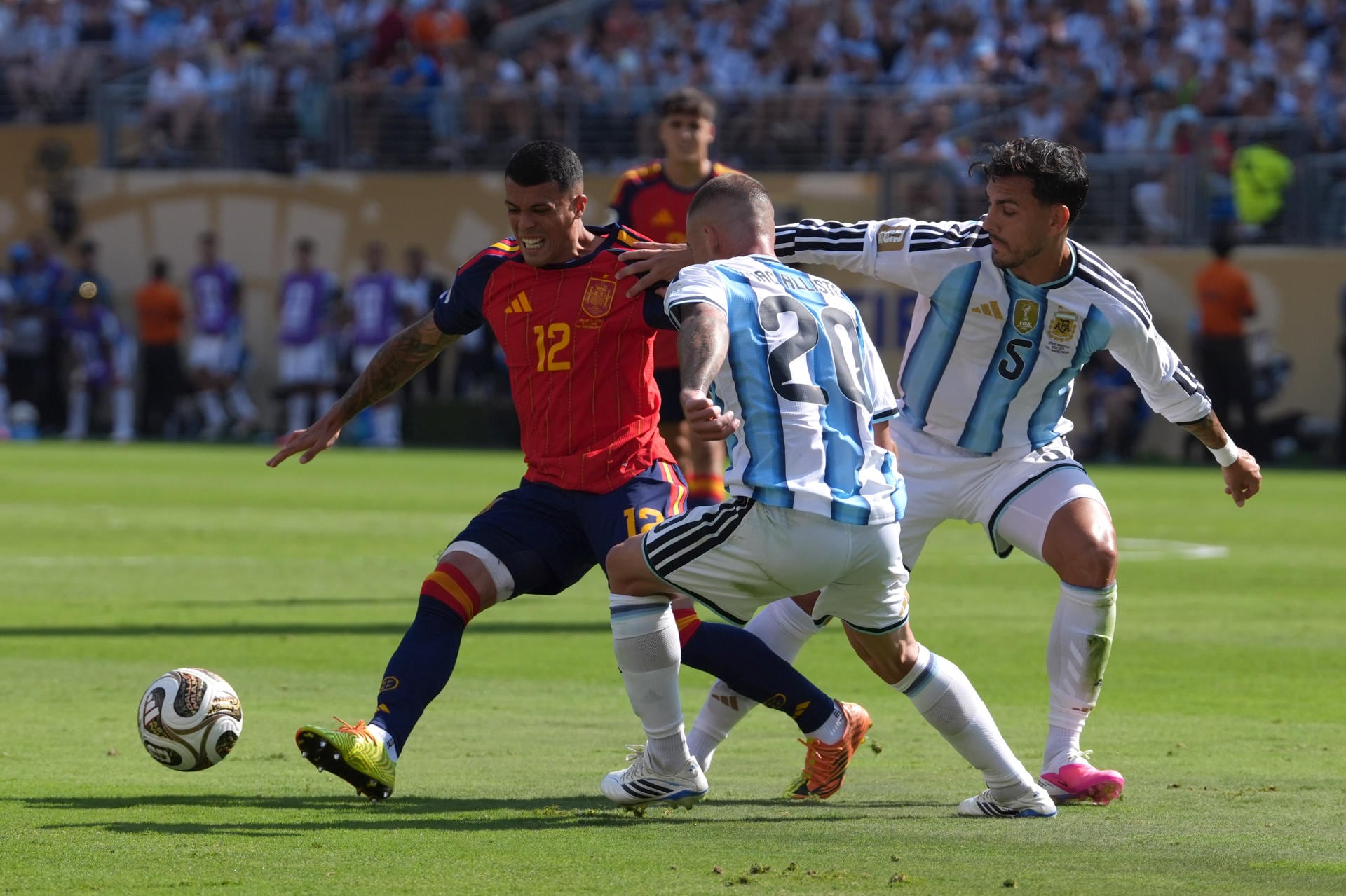 Ricardo Darín cuestionó la final del Mundo y defendió a Lionel Messi: “La Selección argentina tenía una actitud rara”