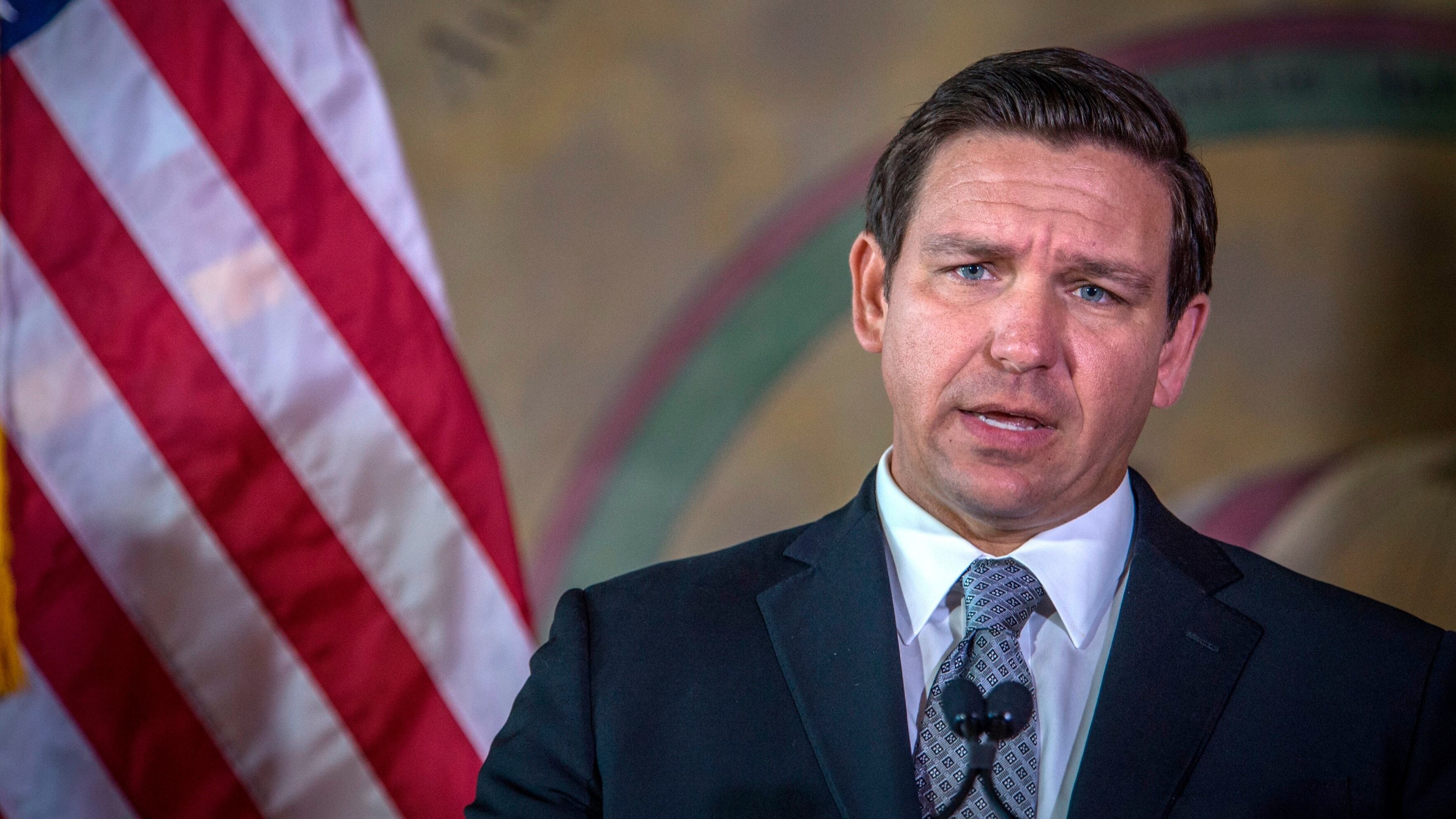 Los comisionados designados por Ron DeSantis dejaron encaminado un mecanismo que reduce al mínimo la intervención pública (EFE/Giorgio Viera/Archivo)