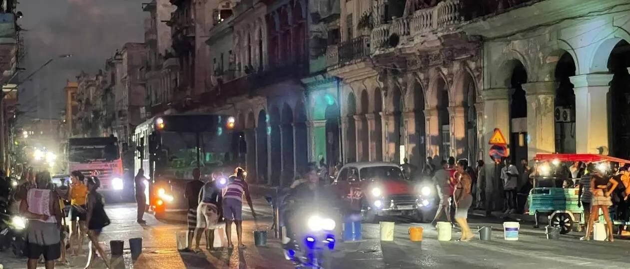 Trump espera un acuerdo con Cuba y descarta por ahora una intervención militar estadounidense