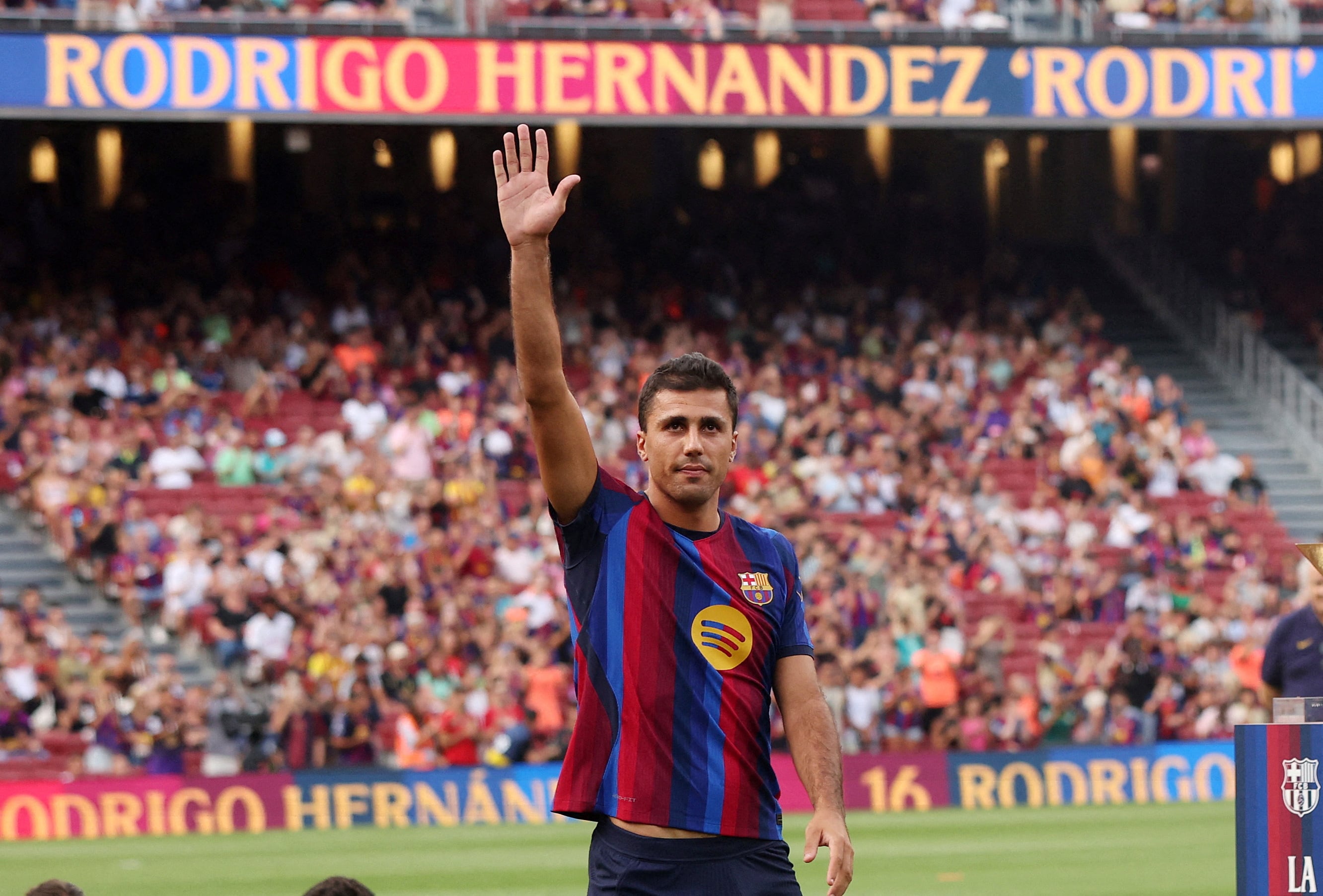 Rodri quedó fuera de la portada de L'Equipe entre los máximos candidatos al Balón de Oro (REUTERS/Bruna Casas/Foto de archivo)