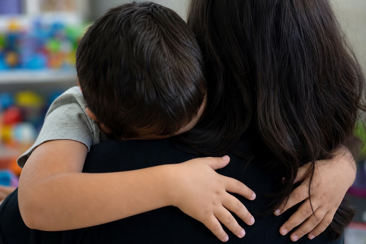 La ruptura de la vinculación adoptiva provoca en diversos casos el retorno de los niños a hogares institucionales (Imagen Ilustrativa Infobae)