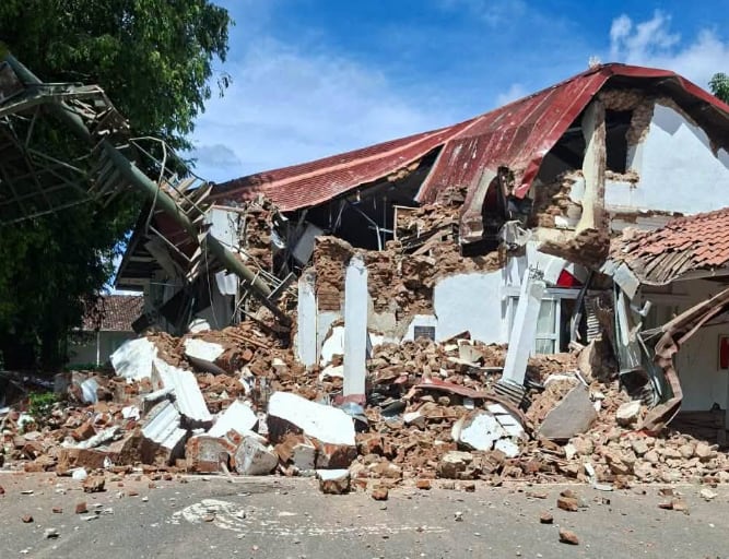 Delegación de ingenieros venezolanos llega a Panamá para asistir tras el terremoto de 7.5