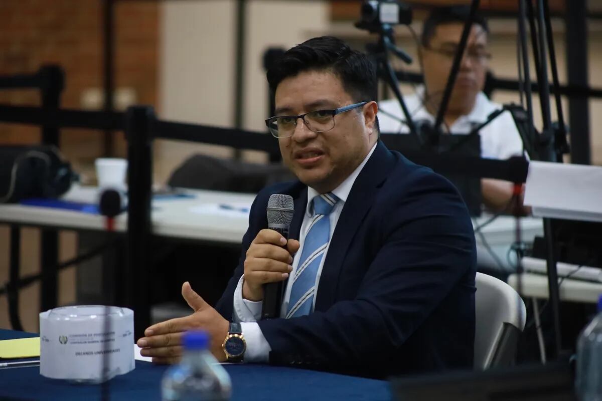 El Congreso de Guatemala elige a su nuevo contralor con la nota más baja entre los finalistas y la abstención de su hermano diputado