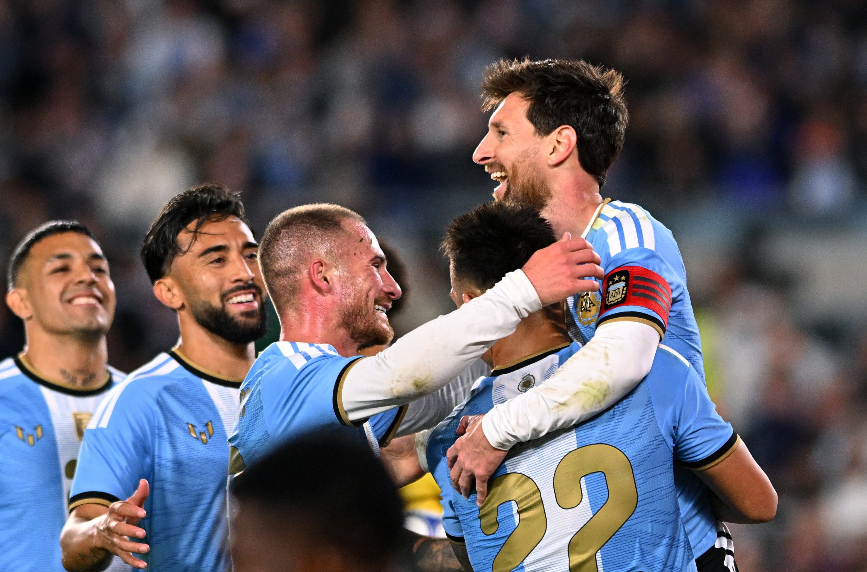 El festejo de Messi y sus compañeros (REUTERS/Rodrigo Valle)