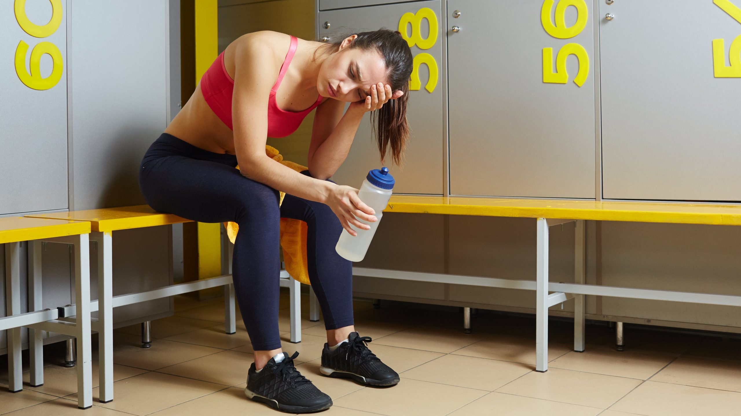El músculo crece durante el descanso: cuántas horas hay que dormir para favorecer su desarrollo y recuperarse mejor después de entrenar