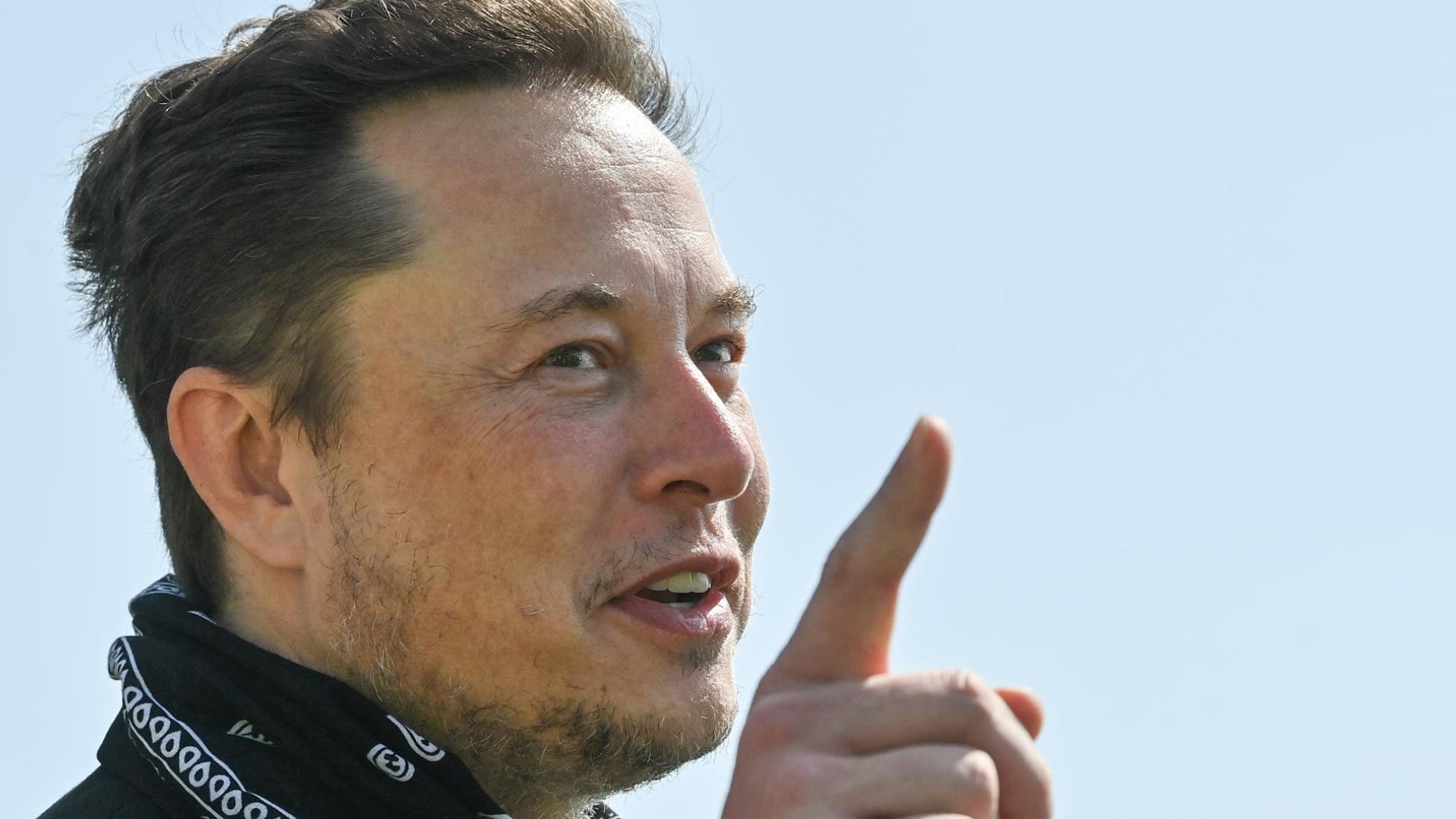 Elon Musk y la Dimensión Futuro