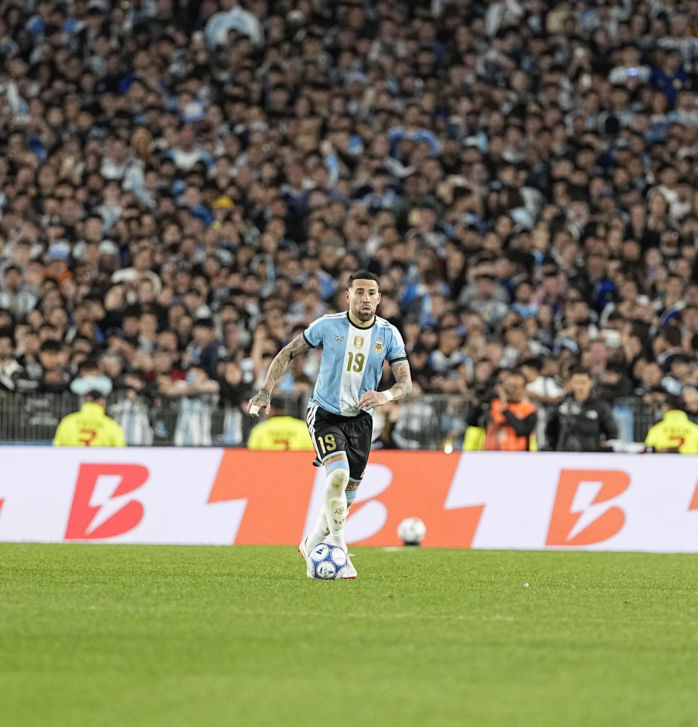 Nicolás Otamendi también tuvo su emotiva despedida de la selección argentina (Foto: Leandro Iacono)