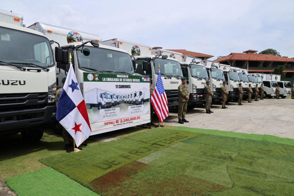 Estados Unidos envió más helicópteros Black Hawk a Panamá tras el terremoto y niega despliegue de 600 militares