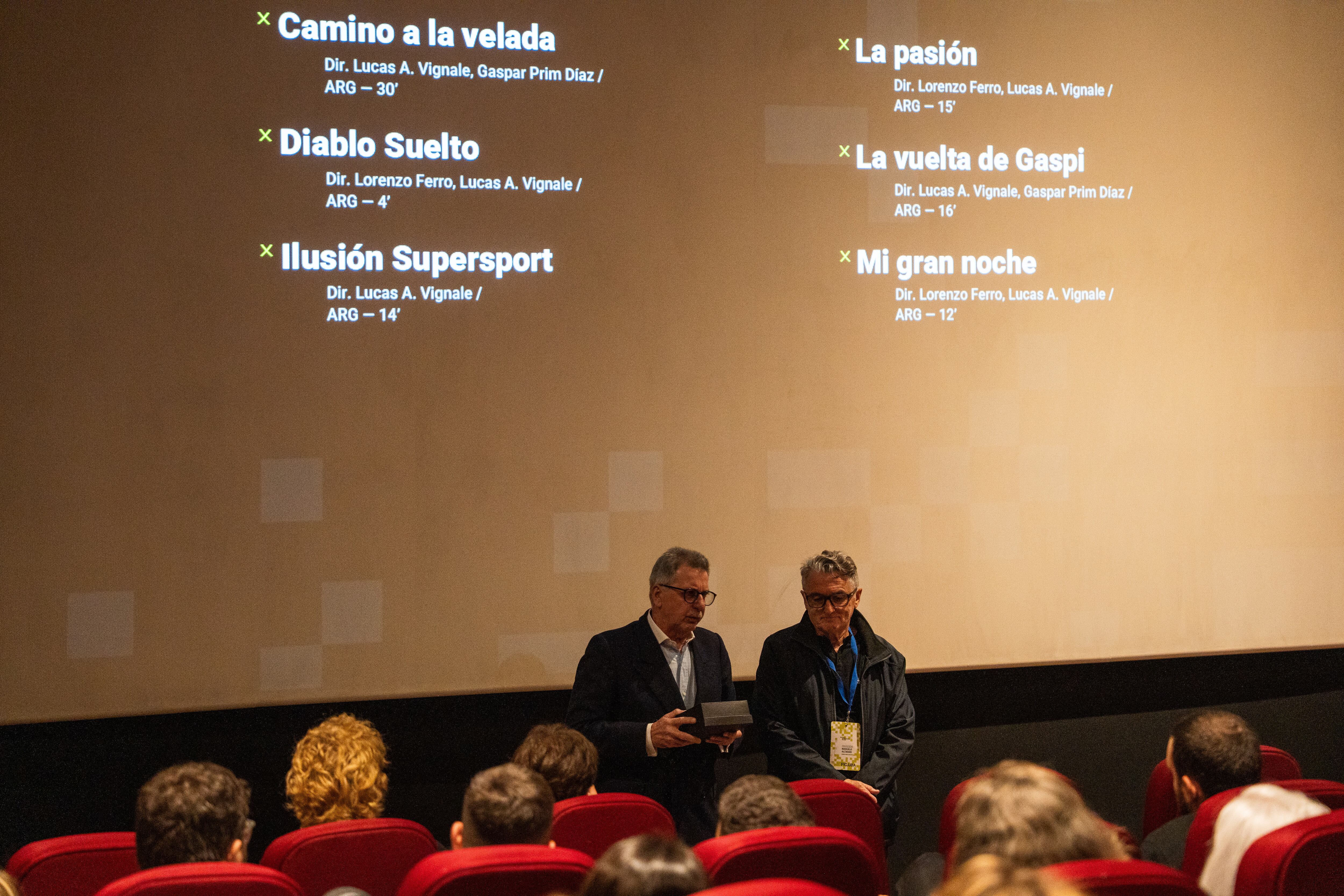 El director del FIC.UBA, Marcelo Altmark, planteó la meta de conectar la producción de Lucas Vignale con las nuevas generaciones de cineastas (Foto: FIC.UBA)