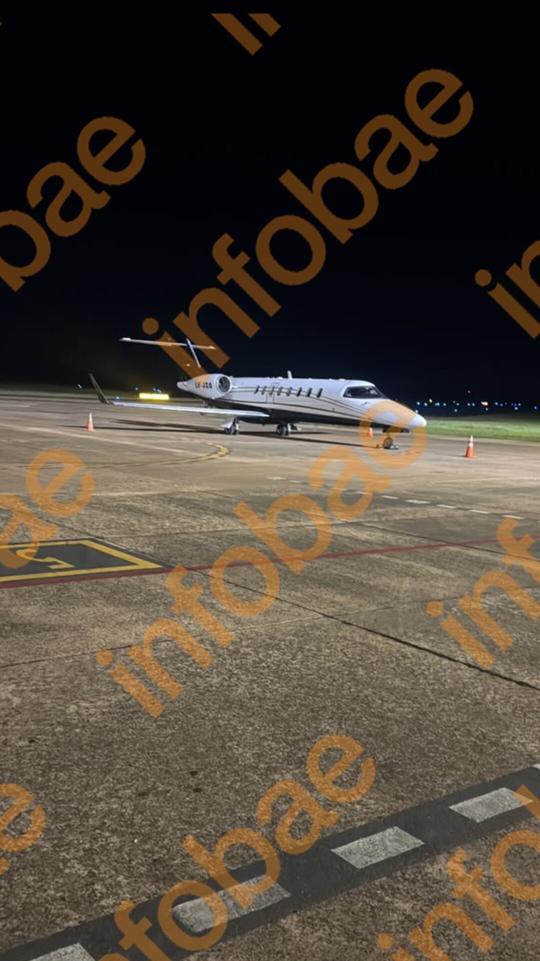 Desde Puerto Iguazú, viajaría a Estados Unidos a bordo de un avión Gulfstream G400, matrícula LV-JQW, perteneciente a la empresa Baires Fly S.A 