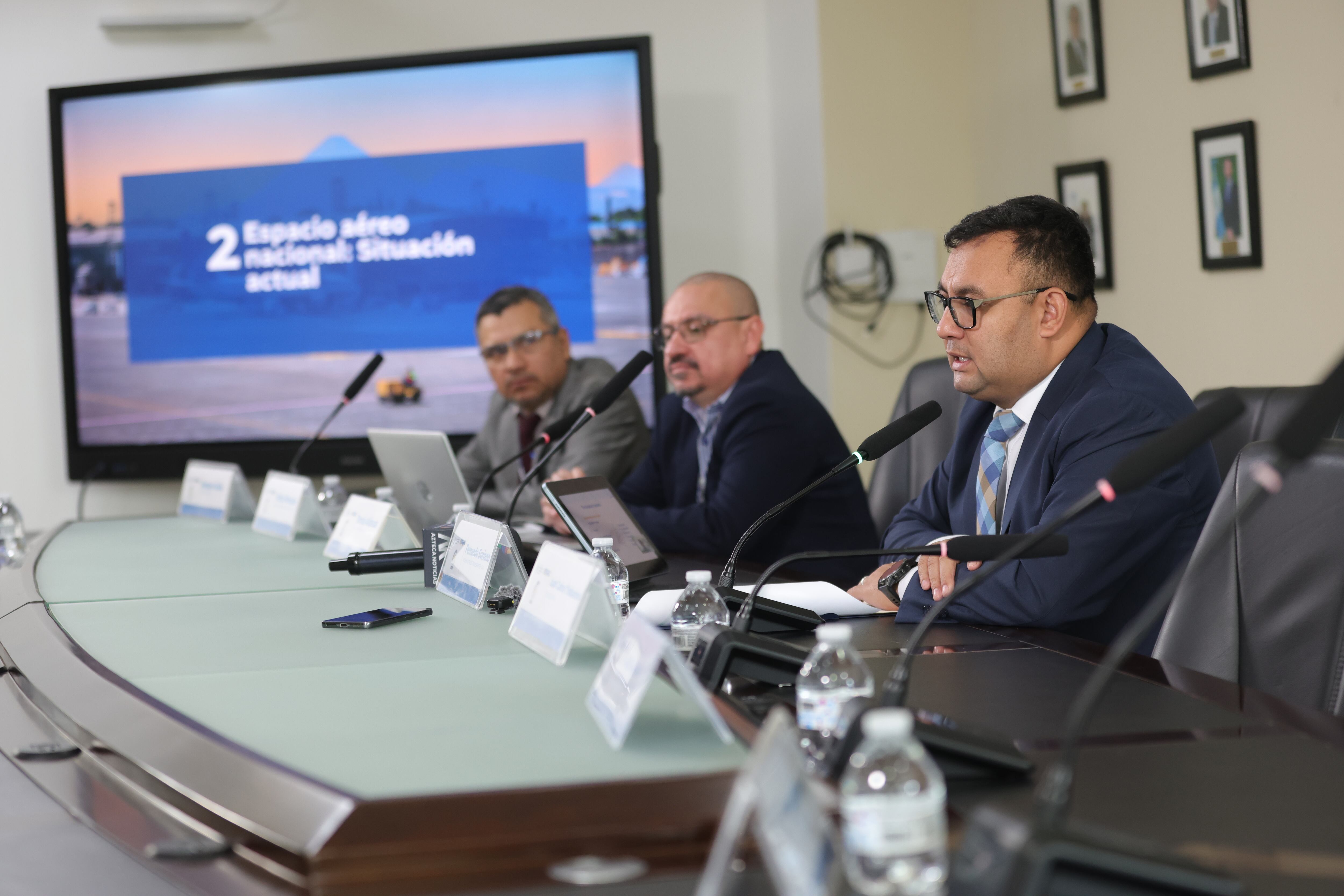El viceministro Fernando Suriano señaló que la reducción de los tiempos de vuelo optimizará los costos operativos y el impacto ambiental. (Dirección General de Aeronáutica Civil)