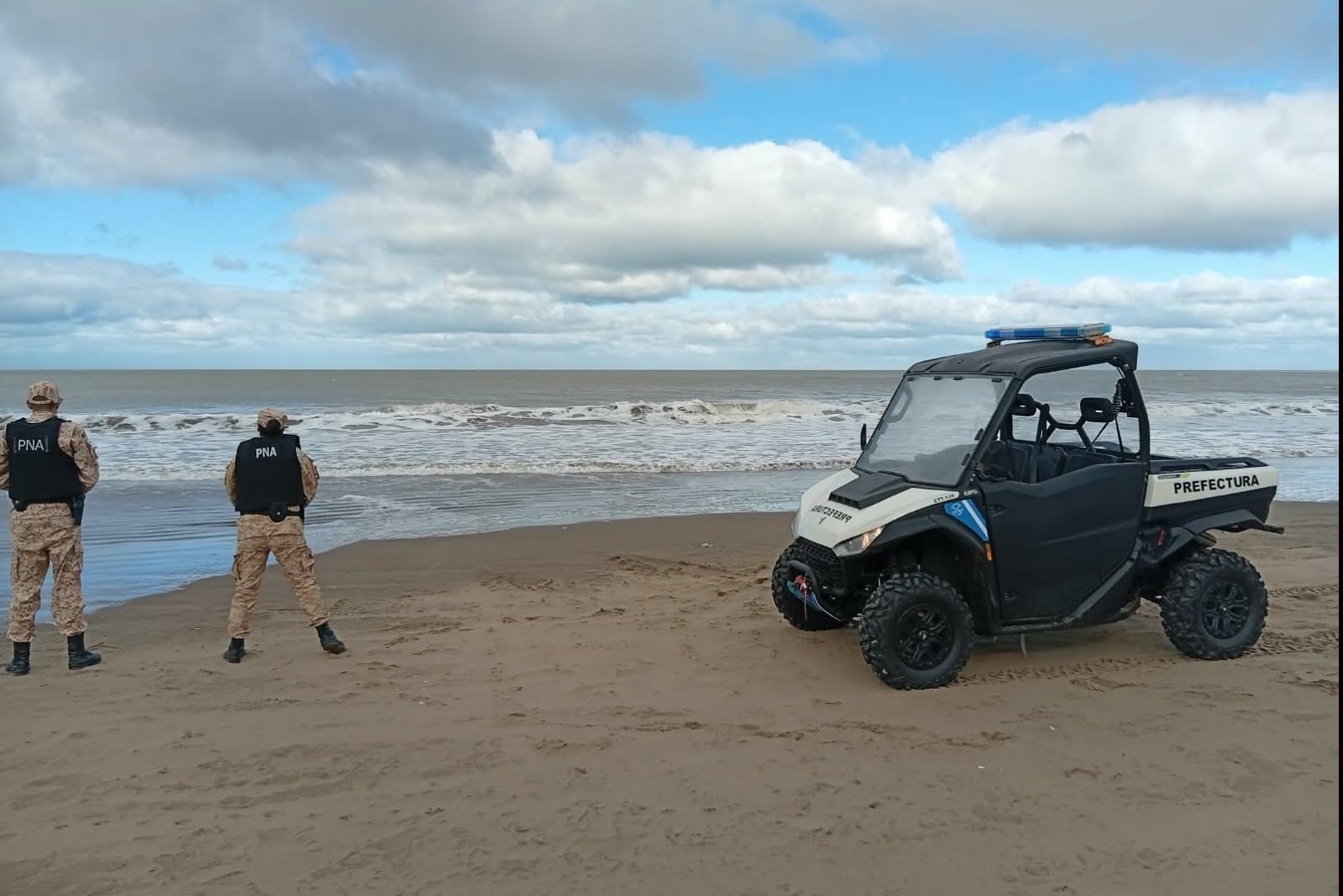 El cuerpo hallado en una playa de Las Toninas fue identificado como el de Oscar Barbero, uno de los dos hombres que había desaparecido en el mar