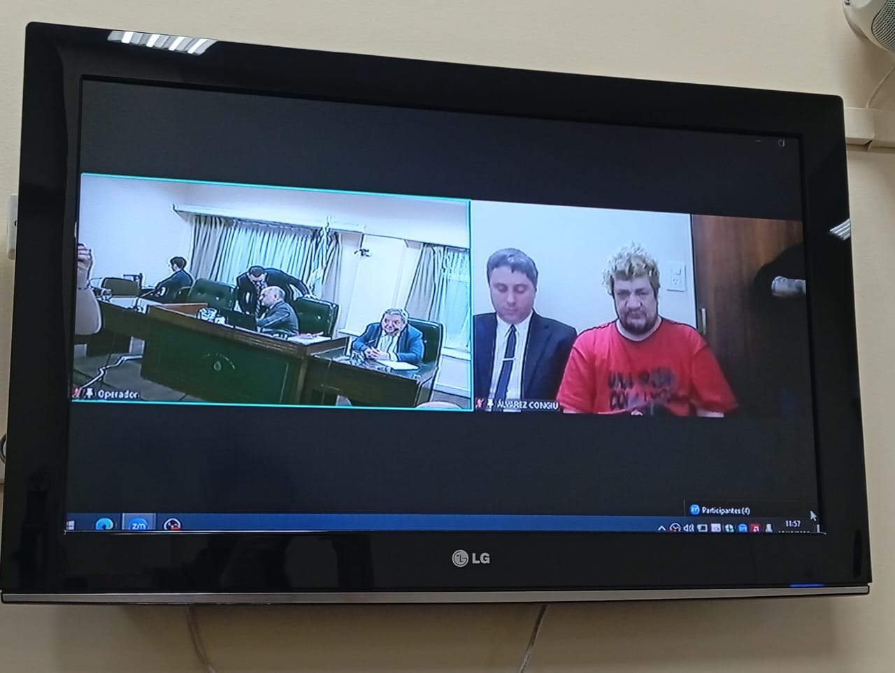 El ex Viejas Locas conectado desde la clínica junto a su abogado Sebastián Queijeiro