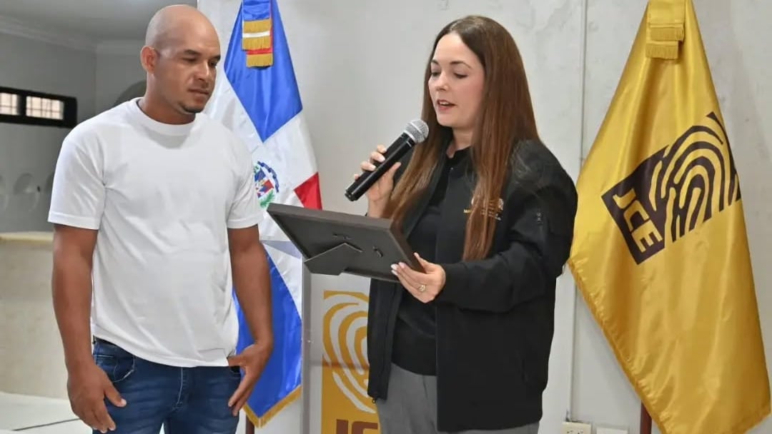 Junta Central Electoral dominicana alcanza los 4 millones de nuevas cédulas emitidas y pide renovar antes de abril de 2027