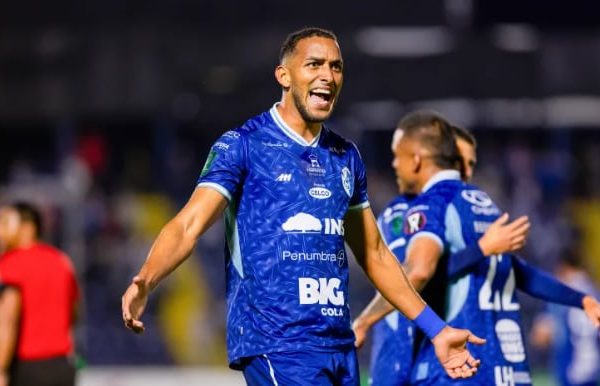 La Copa Centroamericana dejó un empate en San Salvador y un triunfo de Marathón