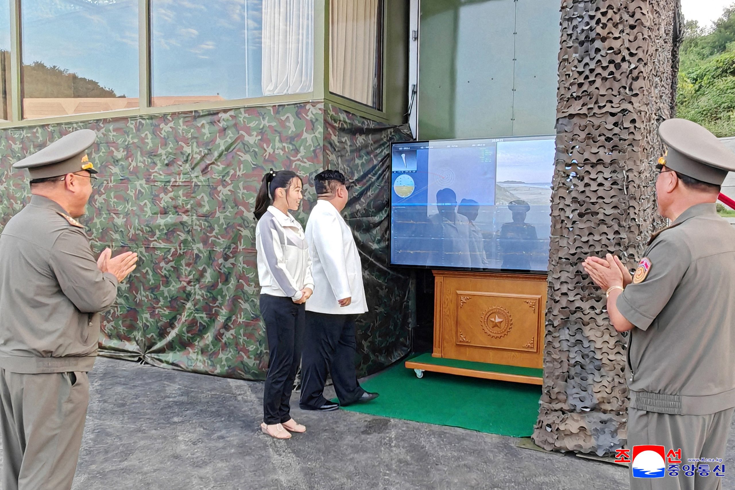 La dictadura de Corea del Norte dijo que la prueba de un misil balístico incluyó el uso de inteligencia artificial