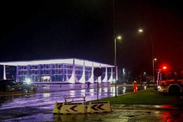 Lula explicó que no asistió al debate presidencial porque el formato es “infructífero” y permite “bromas” de otros candidatos