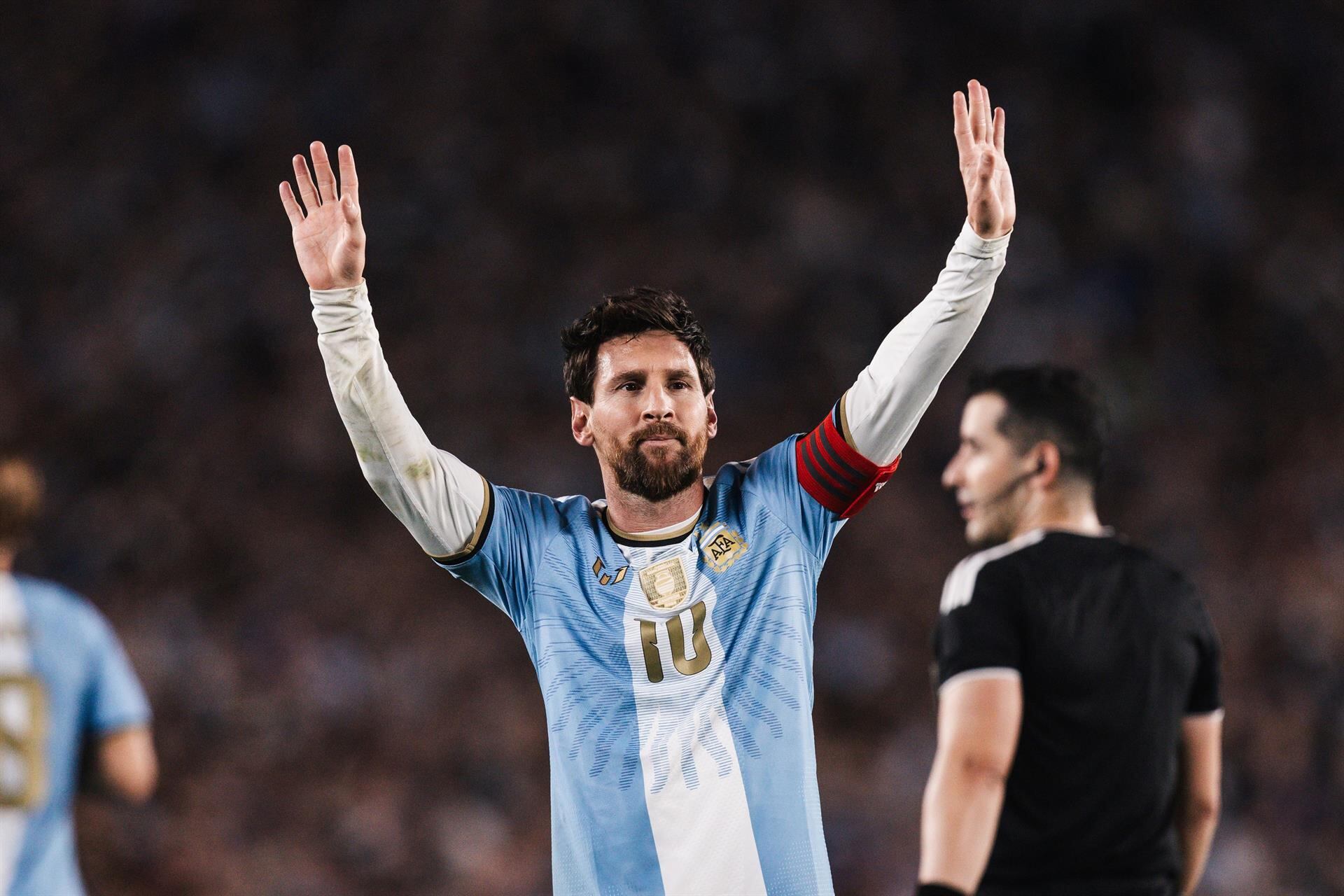 El saludo de Messi para el público en su despedida de la Selección