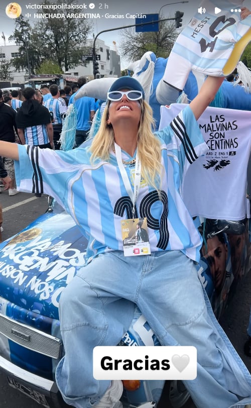 El look de Vicky Xipolitakis antes del partido despedida de Messi