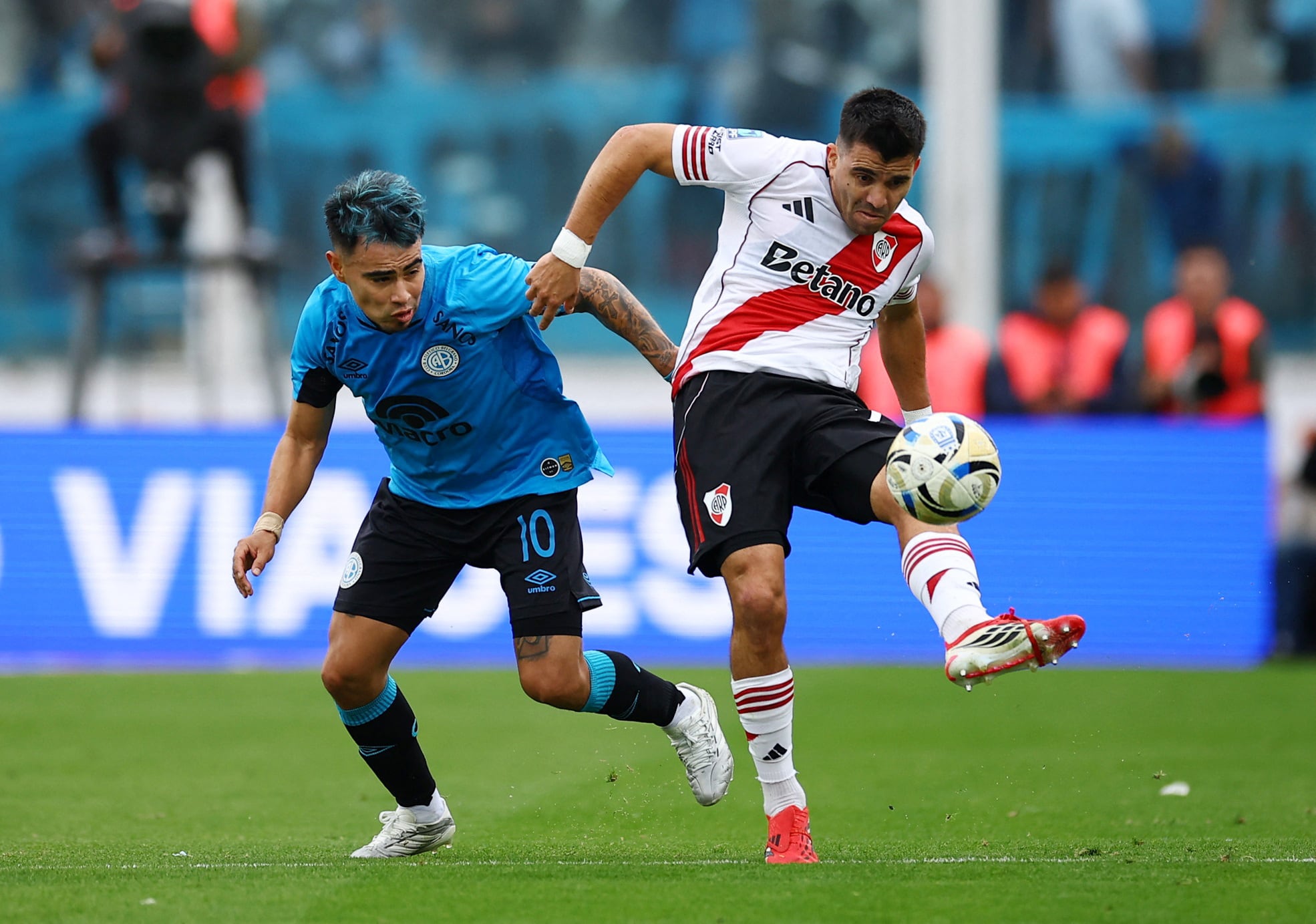 Belgrano se impuso en la final del Torneo Aperura sobre River Plate en el cierre del primer semestre (REUTERS/Agustin Marcarian)