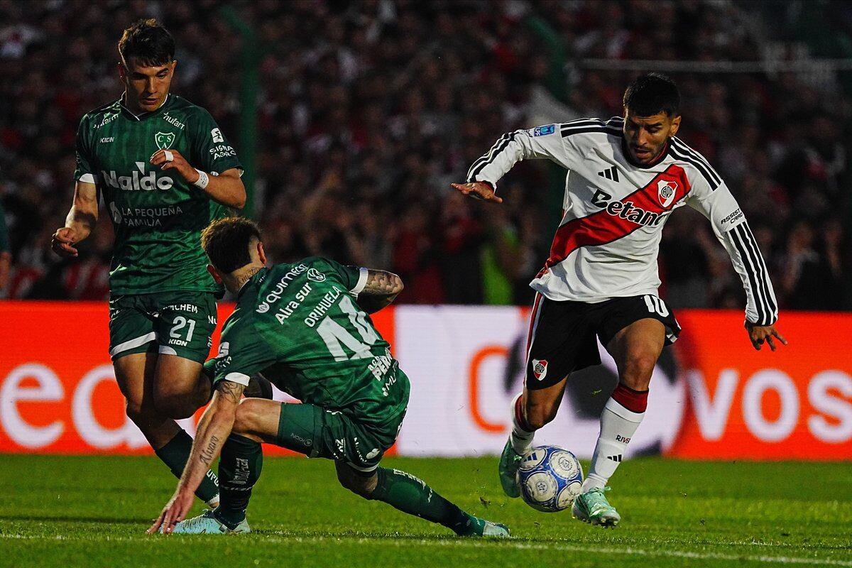 Sarmiento y River Plate empataron 1-1 (Créditos: @RiverPlate/X)