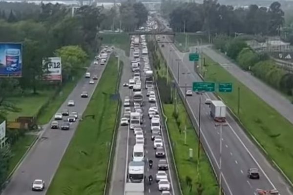 Un choque múltiple genera demoras en la Autopista Ezeiza-Cañuelas